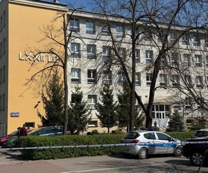 Kontrterroryści w liceum w Warszawie! Teren odgrodzony. Co się dzieje?