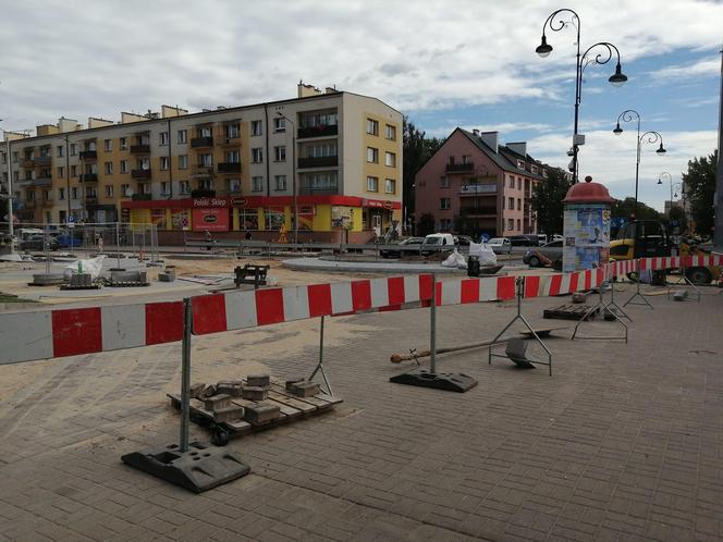 Budują rondo na skrzyzowaniu Sienkiewicza i Armii krajowej w Siedlcach