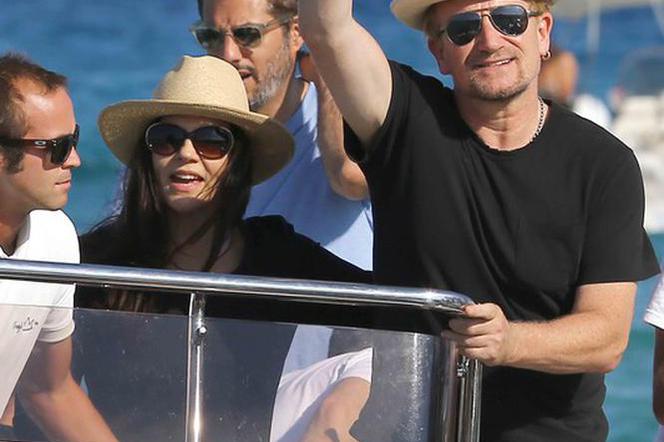 Bono i jego żona na statku