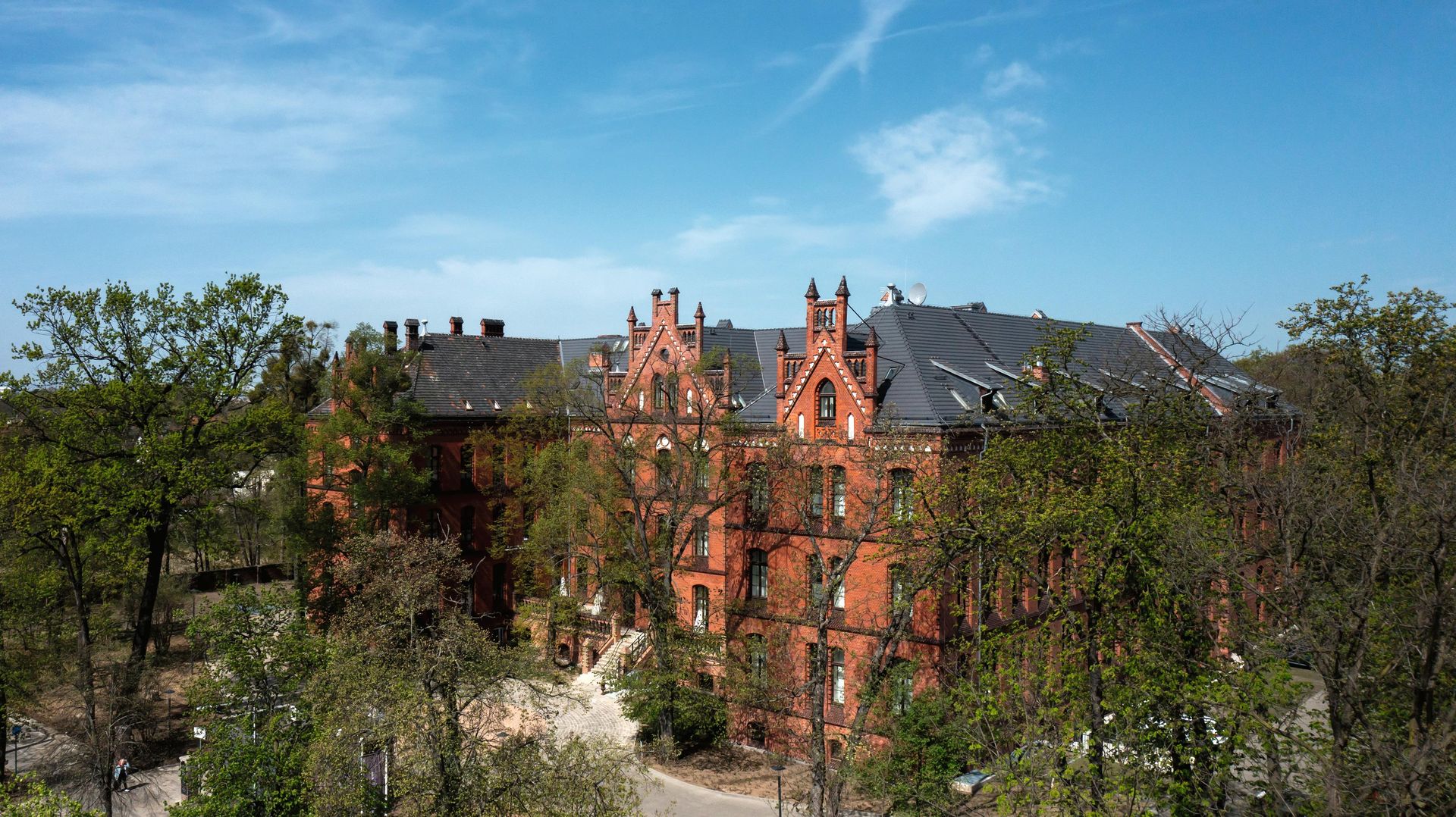 Przebudowa klasztoru we Wrocławiu