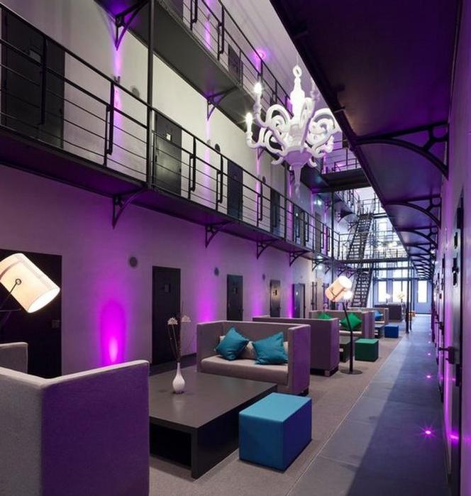 Hotel w więzieniu - Het Arresthuis, Holandia. 150 dawnych cel zmieniło się w 40 apartamentów. Fot. www.hetarresthuis.nl hetarresthuis.nl hetarresthuis.n