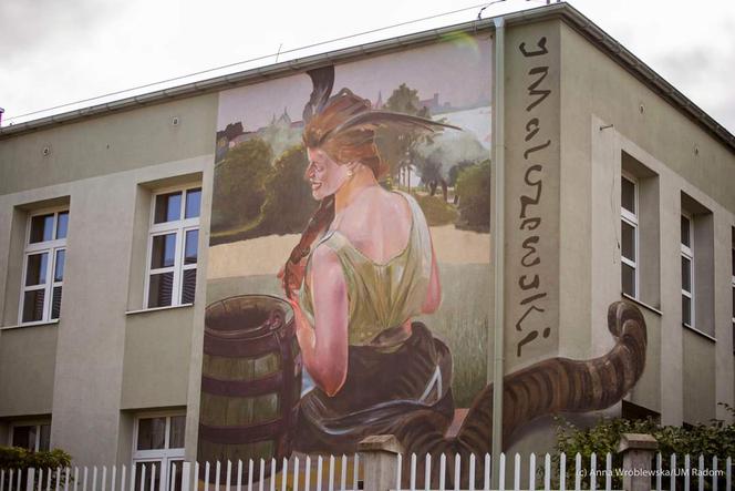 Mural na wydziale sztuki UTH w Radomiu