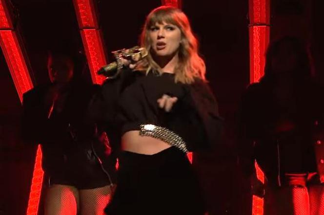 Taylor Swift: eady For It w SNL