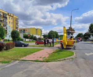 W Kraśniku dziecko wypadło z okna na trzecim piętrze. Wezwano śmigłowiec LPR 