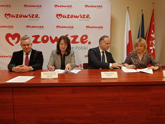 Umowy na realizację nowych inwestycji w gminie Korczew zostały już podpisane