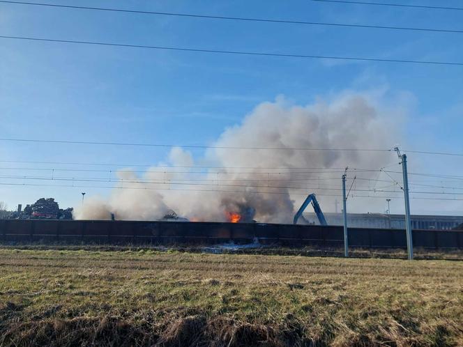 Pali się składowisko odpadów w Przysiece Polskiej