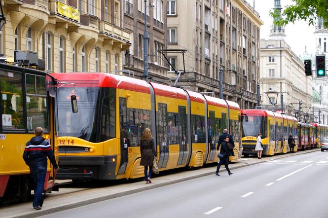 Warszawa. Tramwaj potrącił pieszego przy ul. Słonimskiego