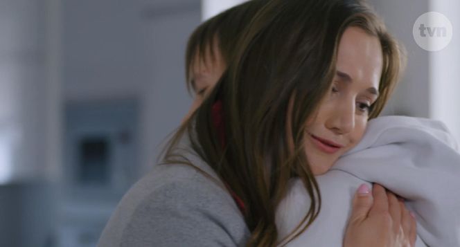 	Na Wspólnej odc. 4055. Aneta Siwek (Dorota Krempa), Staszek (Miłosz Kwiecień) - syn Roberta