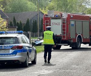 Śmiertelny wypadek pod Płockiem. Jedna osoba nie żyje i wielu rannych. 13-latka walczy o życie