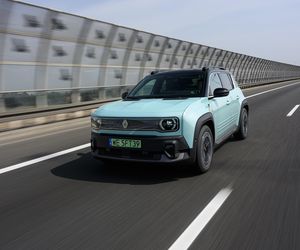 Renault 4 E-Tech electric