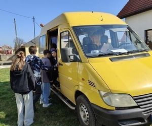 ​Dom Dziecka we Wschowie zbiera na nowego busa. Stary to skarbonka bez dna