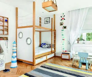 Pokój chłopca w stylu marynistycznym. Zapraszamy na pokład!