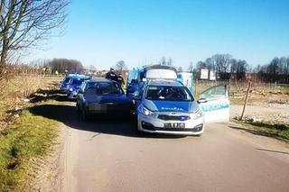Policyjny pościg w Podlaskiem. Kierowca BMW próbował zepchnąć radiowóz z jezdni