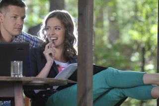 M jak miłość. Piotrek (Marcin Mroczek), Monika (Anna Wendzikowska)