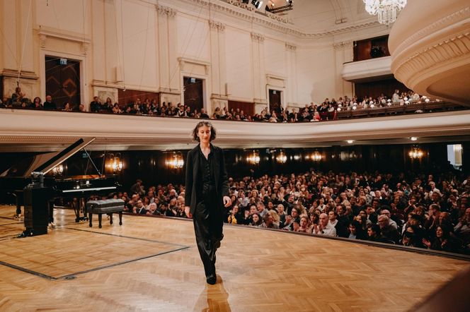 XIX Międzynarodowy Konkurs Pianistyczny im. Fryderyka Chopina. Stroje uczestników wywołały burzę