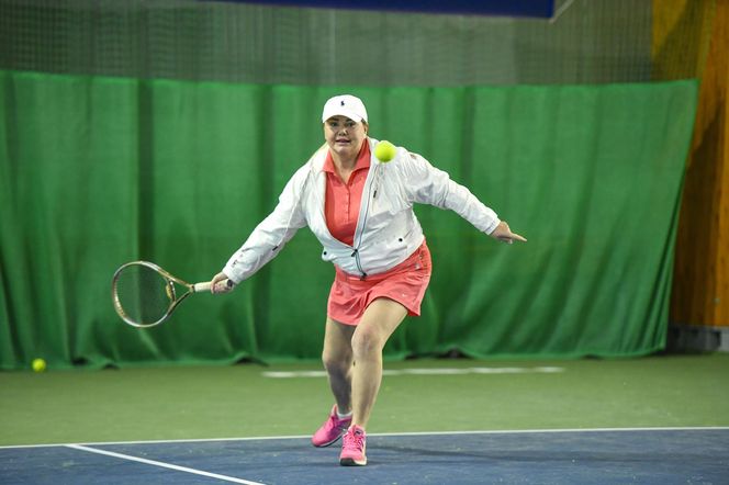 Katarzyna Niezgoda i ukochany rozgrzali kort! Spódniczka kusa, za to mimika "na bogato"