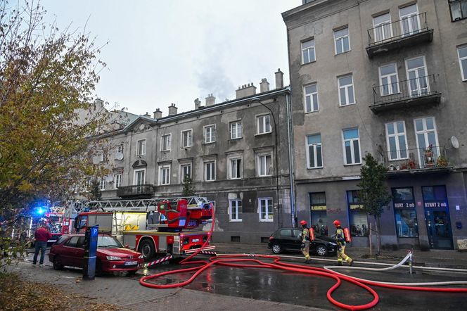 Pożar kamienicy przy ul. Miedzianej w Warszawie 29.10.2024