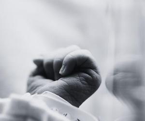 Noworodek nie otrzymał w szpitalu niezbędnej witaminy. Zmarł z powodu krwotoku mózgu