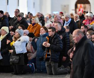 Tysiące osób na Marszu Wdzięczności za  Jana Pawła II w Gdańsku 