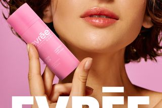  Sekret piękna powraca! Odkryj na nowo pielęgnacyjną magię z Mystic Rose od marki evrēe!