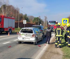 Wypadek z udziałem autobusu w Wąchocku