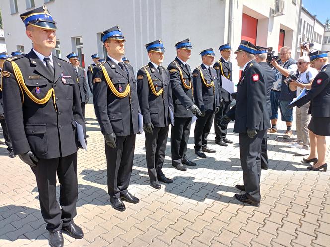 Akty nadania wyższych stopni służbowych odebrało w tym roku 21 strażaków z Komendy Miejskiej PSP w Siedlcach