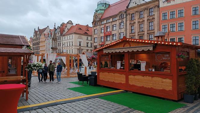 Jarmark Świętojański już działa! Zobacz, jak wygląda teraz wrocławski Rynek