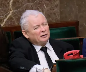Kiedy Jarosław Kaczyński przestanie jeździć po kraju? Stan zdrowia prezesa