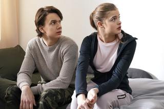 Barwy szczęścia odc. 2250. Zuzia (Anna Adamus), Filip Lisicki (Kuba Dyniewicz)