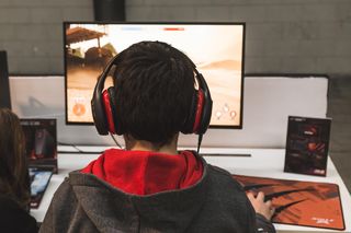 NASK o cyberzagrożeniach i szansach gier online