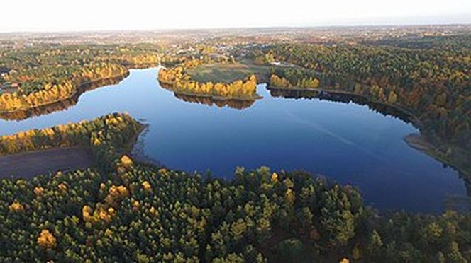 Jezioro Karlikowskie powiat kartuski