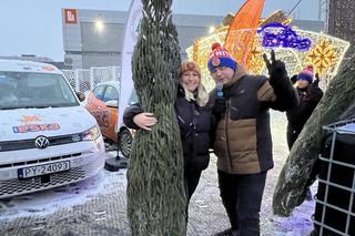 Ekipa Radia Eska na Jarmarku Świątecznym na Targach