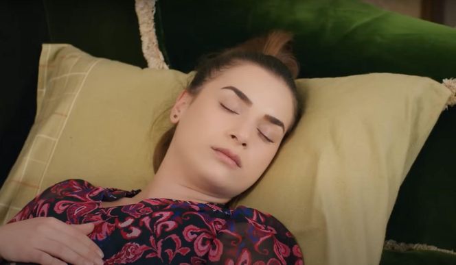 Sila postanowi wyznać Kuzeyowi prawdę i nagra dla niego specjalny filmik, ale Cavidan zdoła usunąć go z komputera.