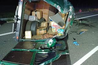 Potworny wypadek na A4 pod Tarnowem. Bus z Ukraińcami przewrócił się na jezdnię