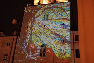 Na fasadzie Wieży Trynitarskiej w Lublinie pokazała się „Legenda o Czarciej Łapie” i „Lubelskim Lipcu ‘80”