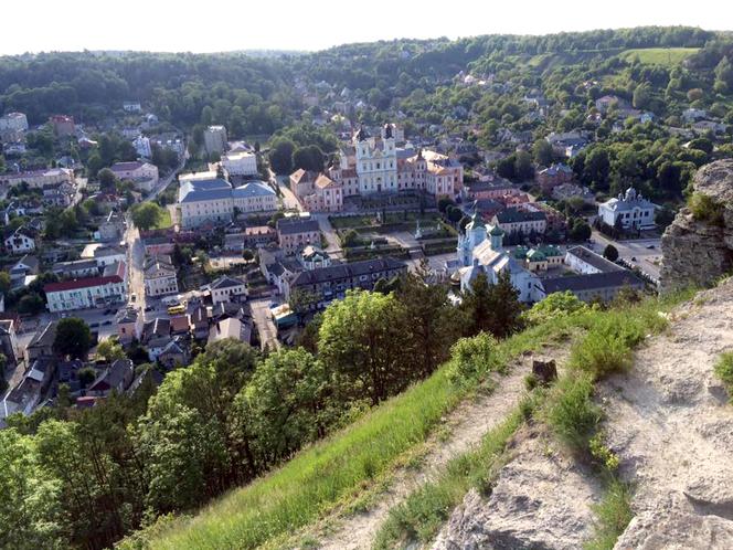 Ukraina