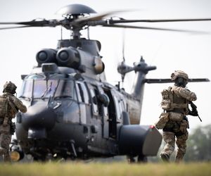 Węgierskie H225M w komplecie