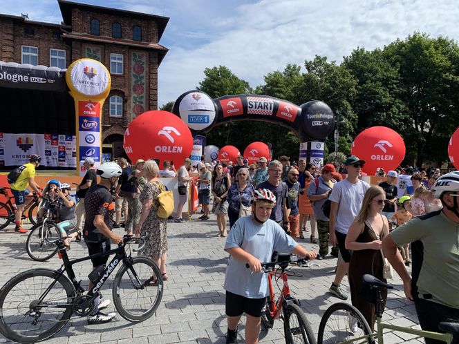 Tour de Pologne 2025. Start w Katowicach Nikiszowcu