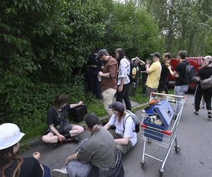 Policja na Osiedlu Przyjaźń w Warszawie 