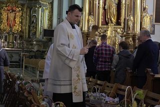 Wielkanocne święcenie pokarmów