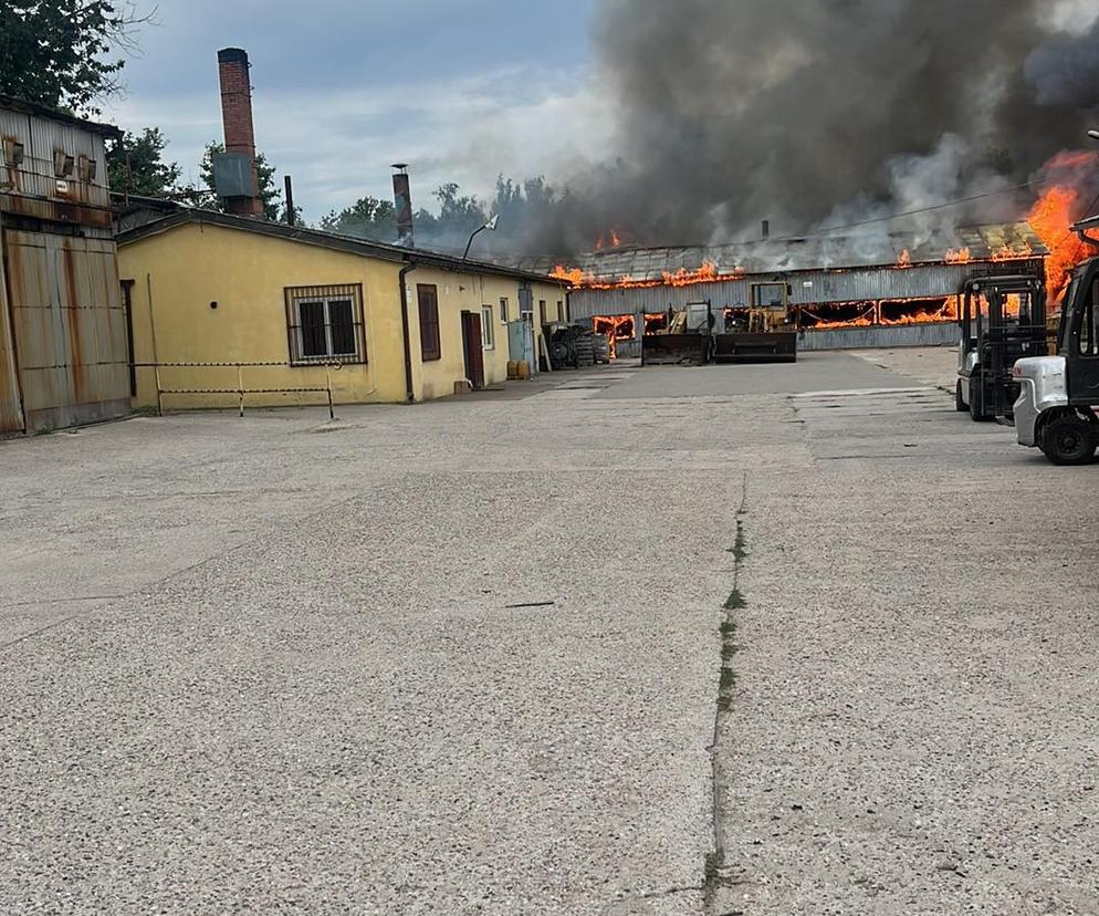 Pożar tartaku w miejscowości Raszawy w gm. Koźminek pod Kaliszem 