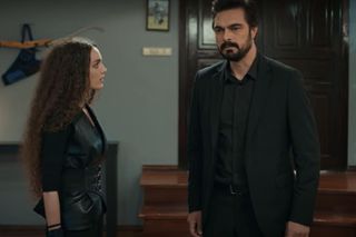 Emanet. - odejście Nany z rezydencji 