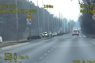 Na ograniczeniu do 70 km/h jechał ponad dwa razy szybciej! [WIDEO]