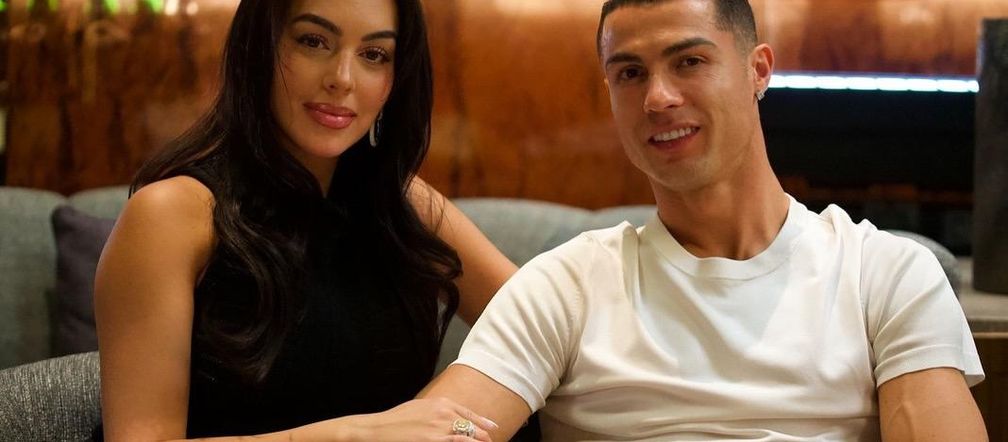 Szok! Cristiano Ronaldo Oświadczył Się Georginie Rodriguez! Romantyczna Propozycja, Która Poruszyła Świat!