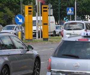 Ten fotoradar to rekordzista. Robi zdjęcie co cztery minuty. Tysiące mandatów