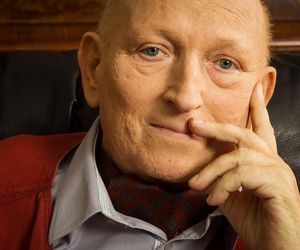 Tu spoczywa Józef Oleksy