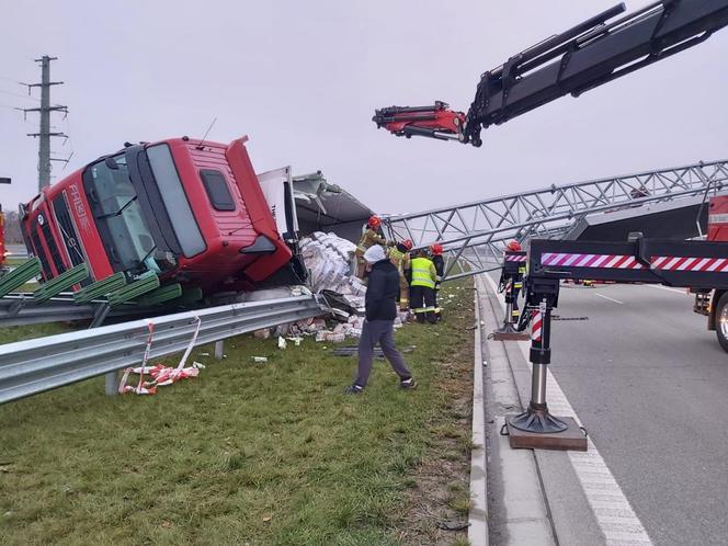 Kierowca stracił panowanie nad pojazdem