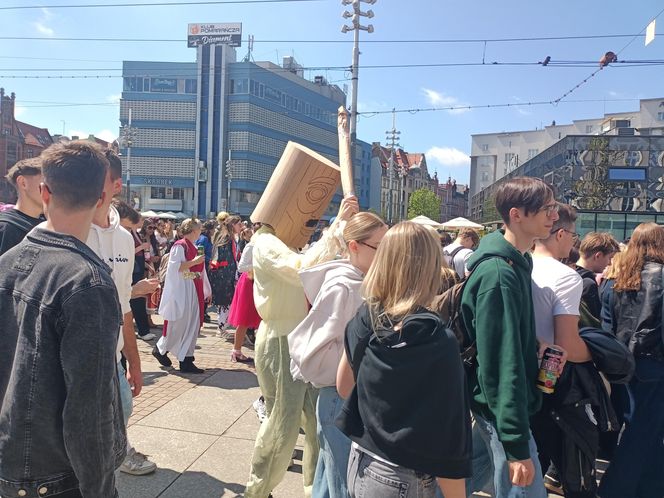 Korowód studencki rozpoczyna Juwenalia Śląskie 2025 w Katowicach