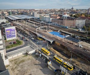 Wieża ciśnień, wiadukty i perony: modernizacja kolei w Katowicach