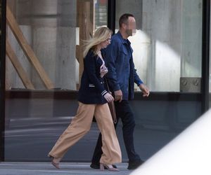 Kinga Duda miesiąc po ślubie rozkwita! Przyłapaliśmy młodą mężatkę. Nie była sama